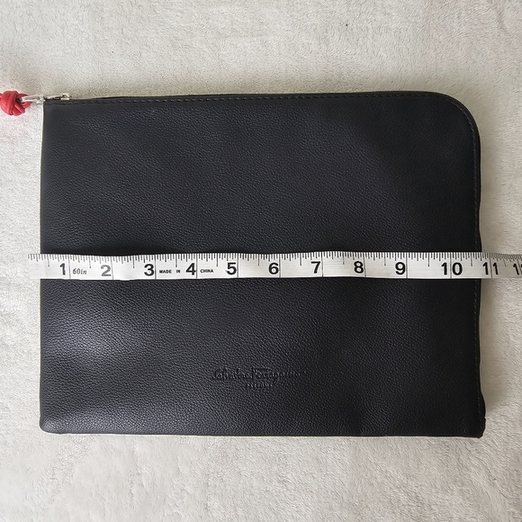 Salvatore Ferragamo Vegan Leather Toiletry Folio Pouch Red Trim Travel Case - Picture 7 of 9